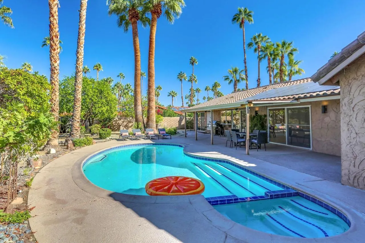East Amarillo Escape Permit# 4082 Villa Palm Springs Holiday home