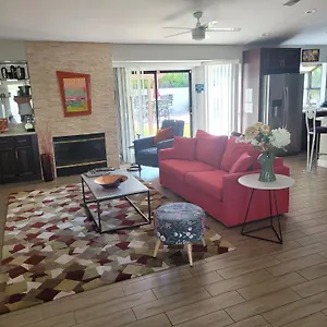 Beautiful Large Private Yard Palm Springs