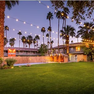 Caliente Tropics Palm Springs